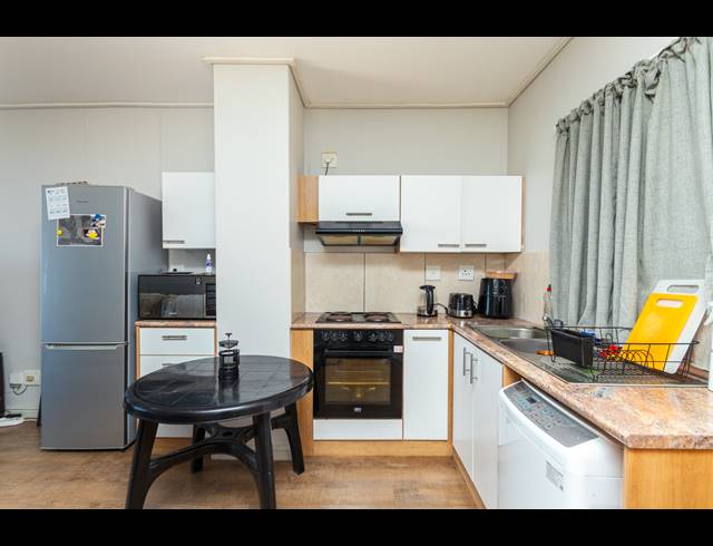 2 BEDROOM SECTIONAL TITLE SOLD IN ROYAL ASCOT